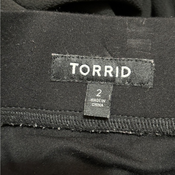 Retro Torrid full Skirt size 2 (18/20) - Picture 3 of 3